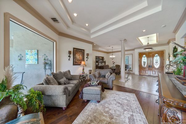 Chandelier, Dining room, Interior, Living room, Recessed Lighting, Wood Texture Flooring