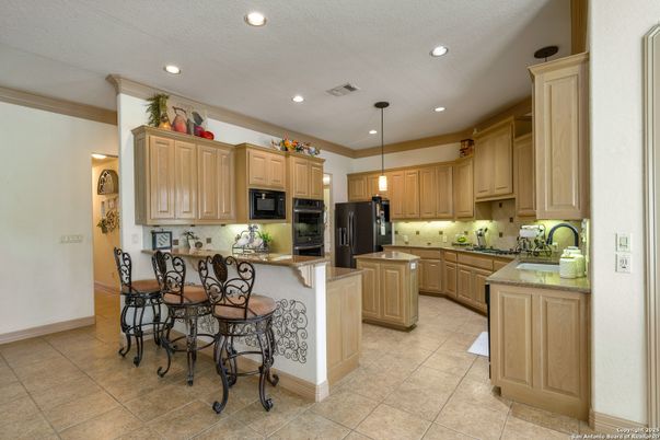 Interior, Kitchen, Pendant Lights, Recessed Lighting