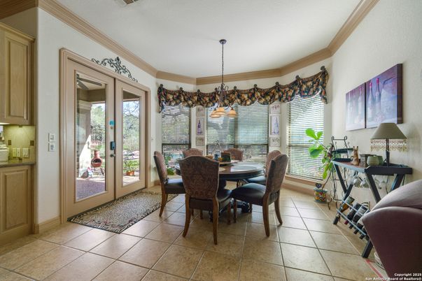 Dining room, Interior, Pendant Lights