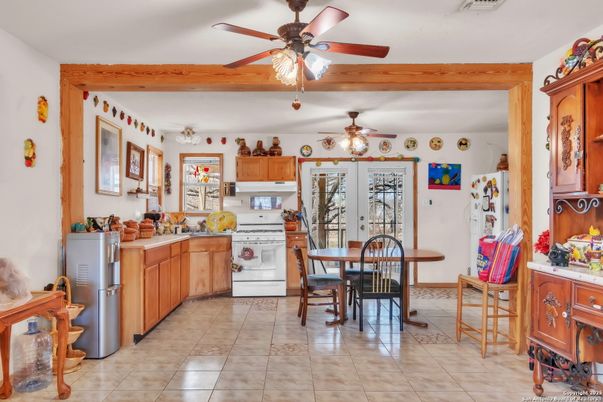 Dining room, Interior, Kitchen