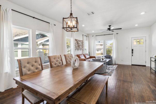 Dining room, Interior, Living room, Pendant Lights, Recessed Lighting, Wood Texture Flooring