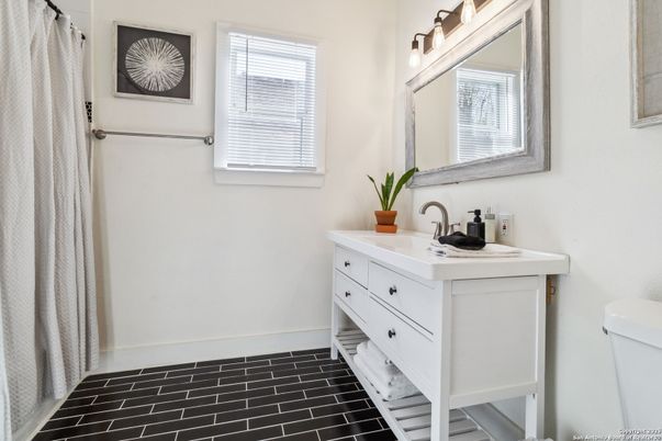 Bathroom, Interior