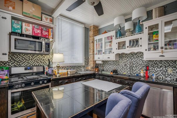 Dining room, Interior, Kitchen, Stainless Steel Appliances