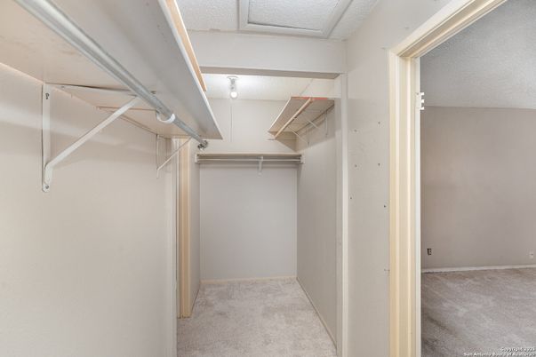 Interior, Walk-in Closets