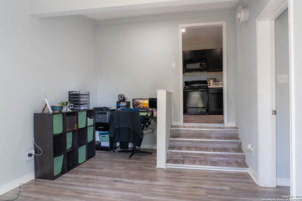 Home Office, Interior, Recessed Lighting, Wood Texture Flooring