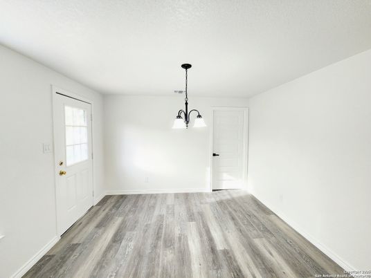 Empty room, Interior, Pendant Lights, Wood Texture Flooring