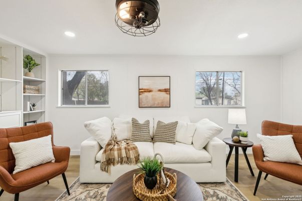 Interior, Living room, Recessed Lighting, Wood Texture Flooring