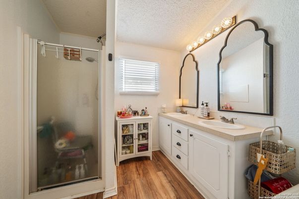Bathroom, Dual Sink Vanities, Interior, Wood Texture Flooring