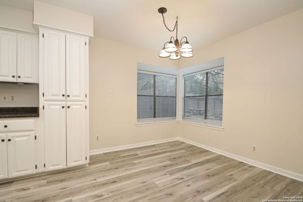 Chandelier, Empty room, Interior, Pendant Lights, Wood Texture Flooring