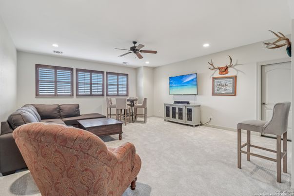 Dining room, Interior, Living room, Recessed Lighting