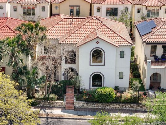 Exterior, Facade, Solar Panels, Spanish Mediterranean