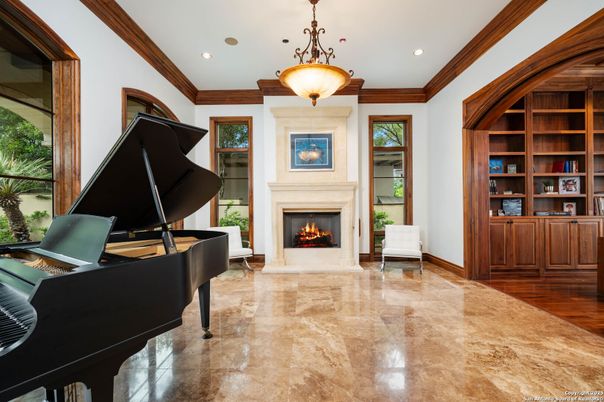 Fireplace, Interior, Pendant Lights, Piano, Recessed Lighting