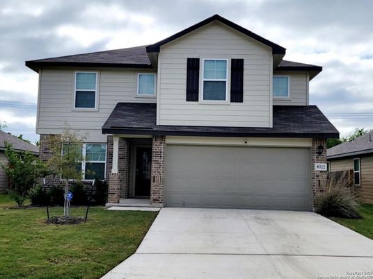 Attached, Exterior, Facade, Brick Facade, Split Level