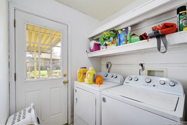 Interior, Washer