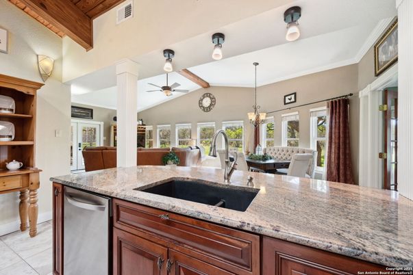 Dining room, Interior, Kitchen, Pendant Lights, Wooden Beams