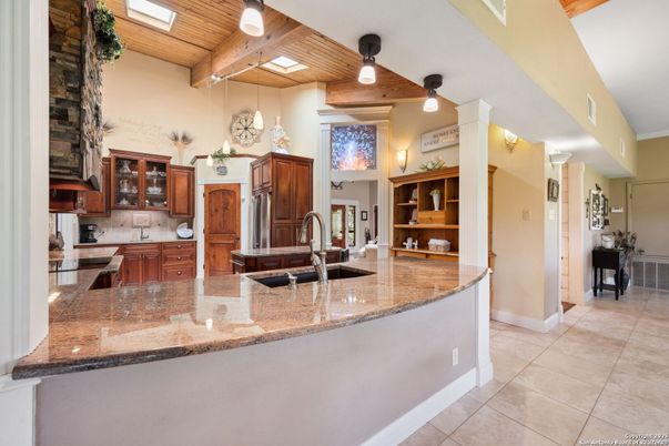 Interior, Kitchen, Pendant Lights, Wooden Beams, Wooden Ceilings