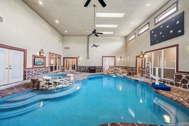 Interior, Pool, Recessed Lighting
