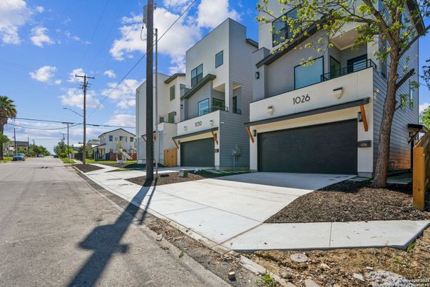 Attached, Exterior, Facade, Modern