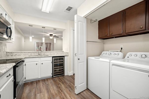 Interior, Kitchen, Pendant Lights, Washer, Wood Texture Flooring
