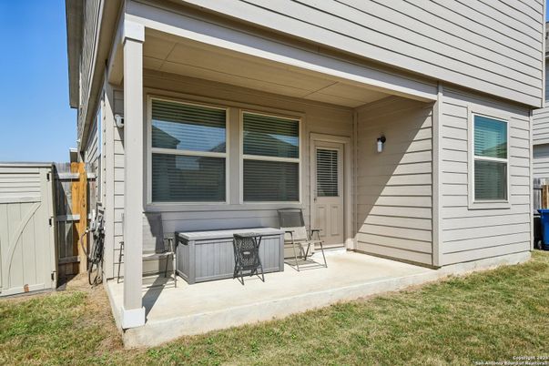 Exterior, Hot Tub