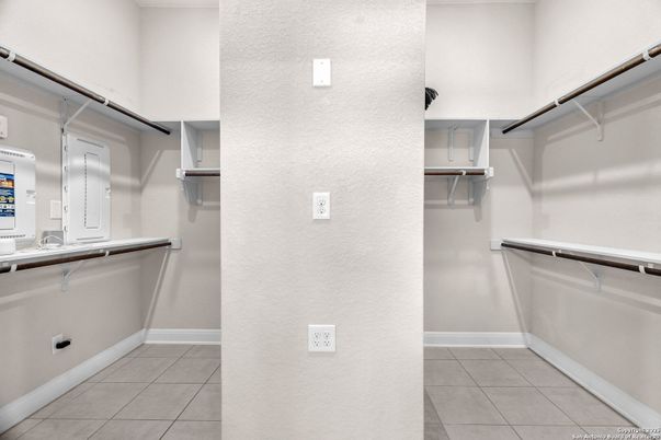 Interior, Walk-in Closets