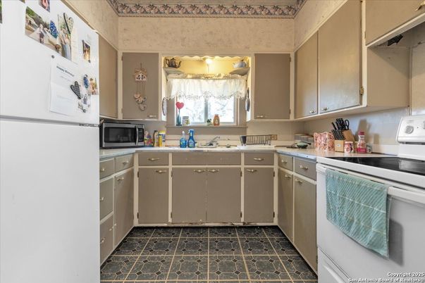 Interior, Kitchen