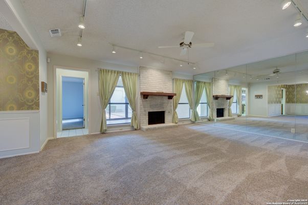 Empty room, Fireplace, Interior, Pendant Lights, Recessed Lighting