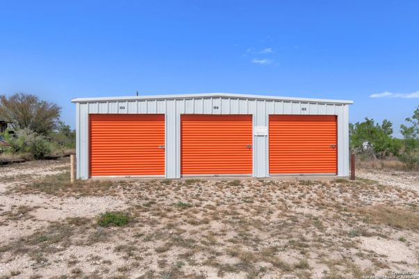 Detached Garage, Exterior