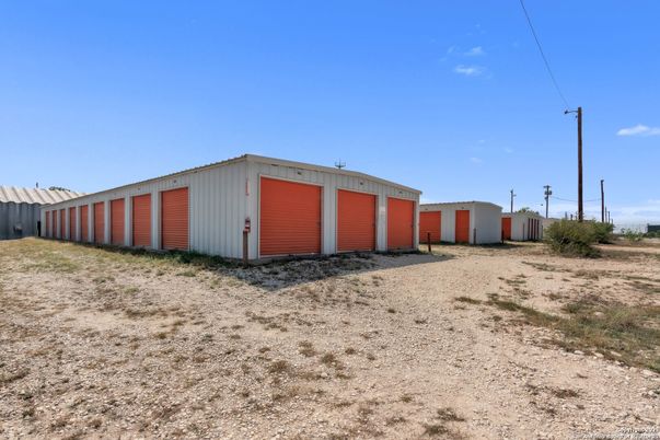 Backyard, Detached Garage, Exterior
