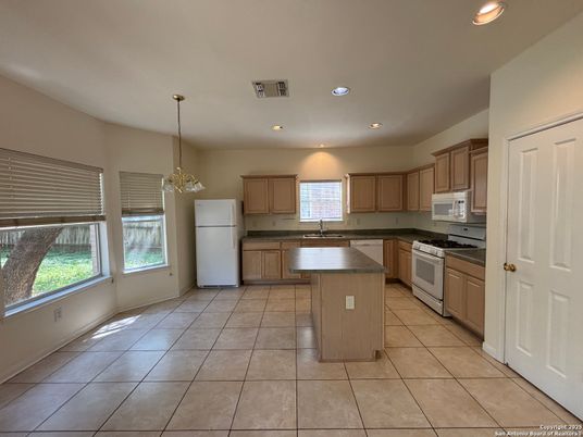 Interior, Kitchen, Pendant Lights, Recessed Lighting