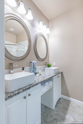 Bathroom, Dual Sink Vanities, Interior