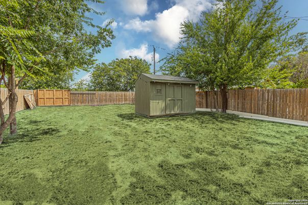 Backyard, Exterior