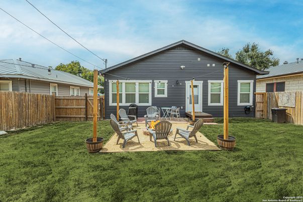 Backyard, Exterior