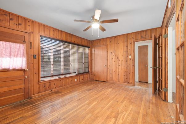Empty room, Interior, Wood Texture Flooring, Wooden Walls