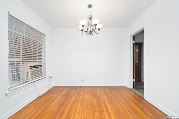 Chandelier, Empty room, Interior, Wood Texture Flooring