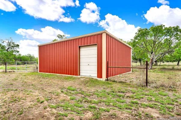 Backyard, Detached Garage, Exterior