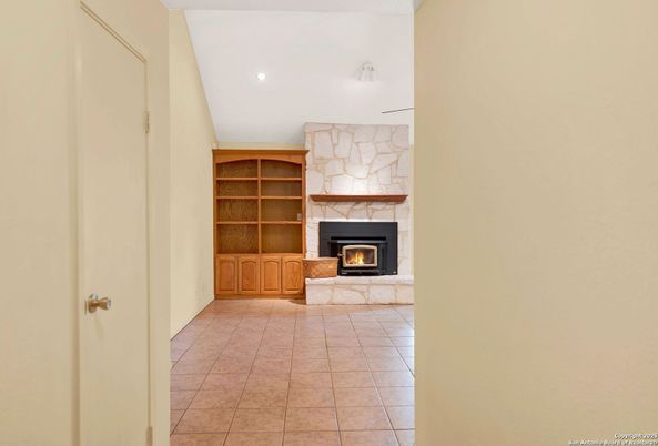 Fireplace, Interior, Recessed Lighting