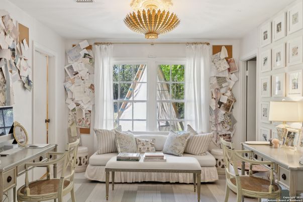 Chandelier, Interior, Wood Texture Flooring