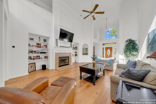 Fireplace, Interior, Living room, Pendant Lights, Wood Texture Flooring