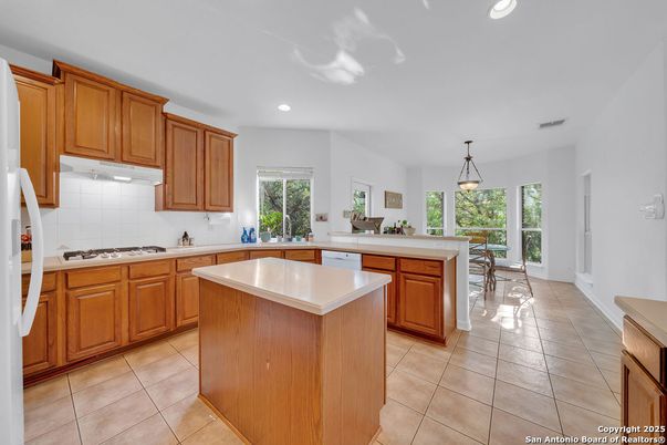 Dining room, Interior, Kitchen, Pendant Lights, Recessed Lighting