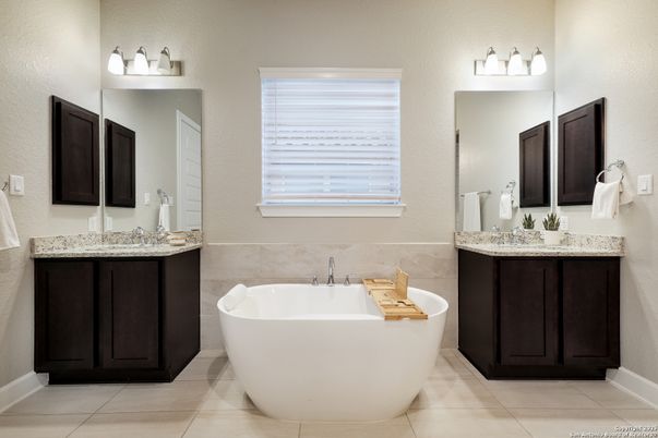 Bathroom, Dual Sink Vanities, Free Standing Baths, Interior