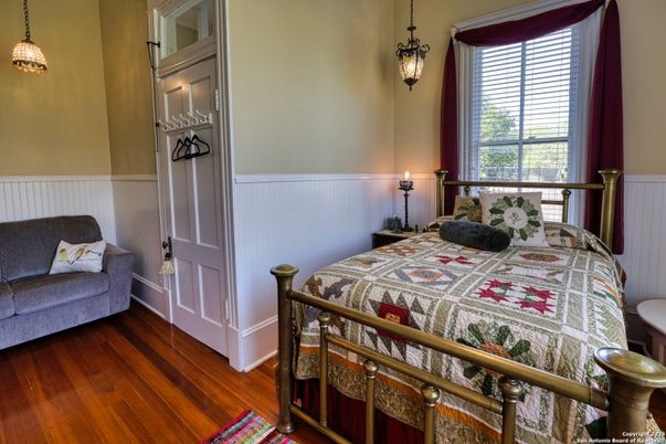 Bedroom, Interior, Pendant Lights, Wood Texture Flooring