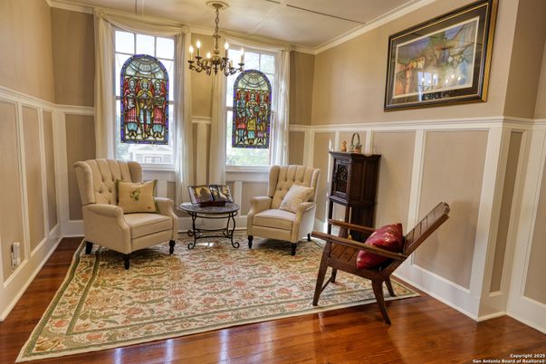 Chandelier, Interior, Wood Texture Flooring