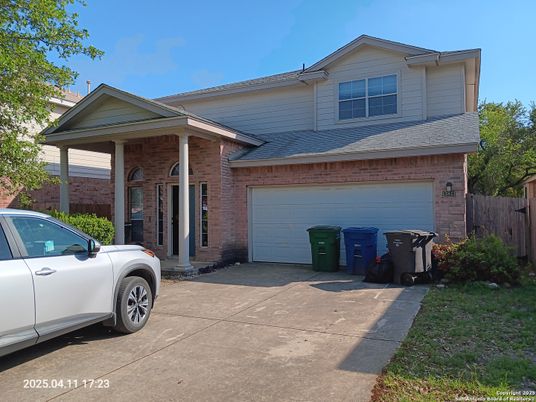 Attached, Exterior, Facade, Brick Facade, American Craftsman