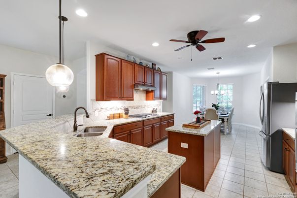 Dining room, Interior, Kitchen, Pendant Lights, Recessed Lighting