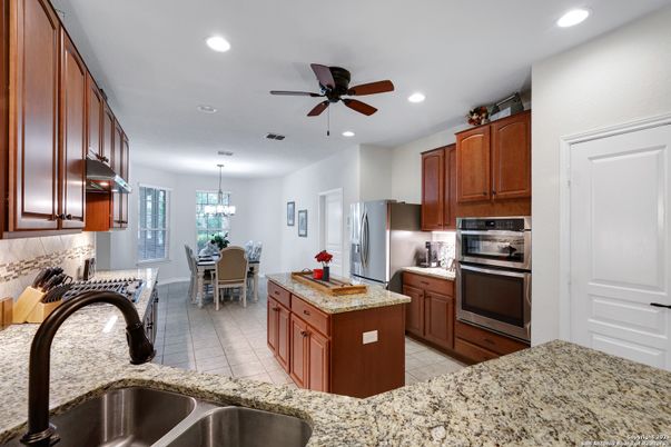Chandelier, Dining room, Interior, Kitchen, Recessed Lighting, Stainless Steel Appliances