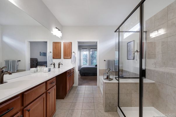 Bathroom, Bedroom, Dual Sink Vanities, Glass Shower, Interior
