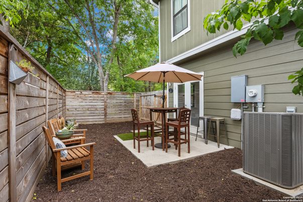 Backyard, Exterior