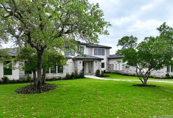Backyard, Exterior, Facade, Mediterranean