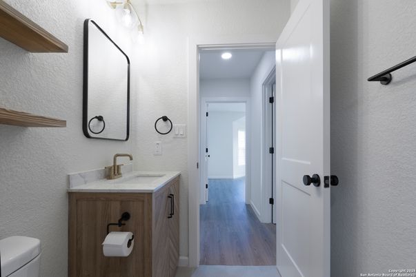 Bathroom, Interior, Recessed Lighting, Wood Texture Flooring